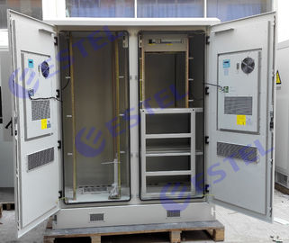Dois o armário da estação base da baía 30U integrou a dupla camada do controle de temperatura
