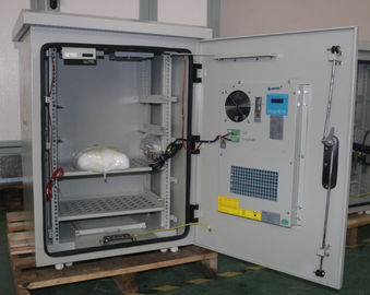 O único calor da parede isolou a caixa termostática do armário da montagem de 15U Polo com refrigerador de Peltier
