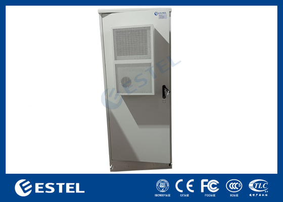 Armário de bateria exterior 40U IP55 personalizado Armário de montagem fácil com resfriamento