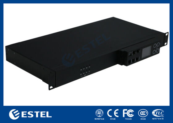 Unidade de distribuição de energia inteligente projetada para utilização de espaço em ambientes montados em rack com forma compacta de tamanho 1U