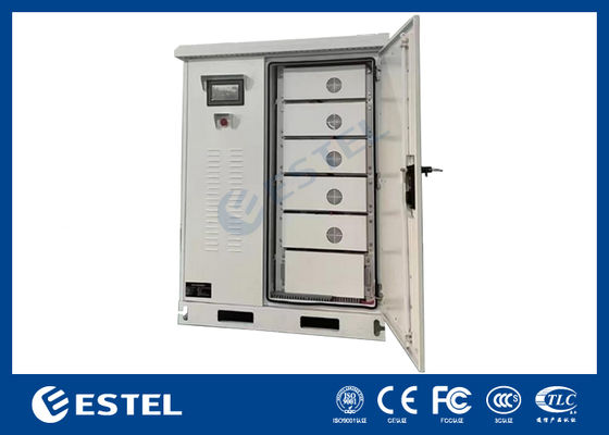 Sistema de armazenamento de energia integrado refrigerado a ar exterior de 100 kW/215 kWh para energia da rede / painéis solares fotovoltaicos