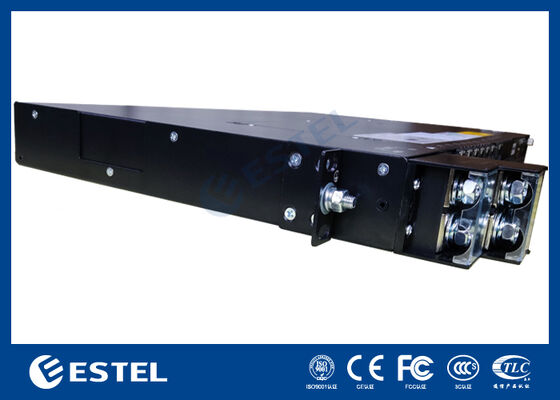 Sistema de retificador de corrente contínua montado em rack modular para aplicações redundantes de telecomunicações e energia industrial